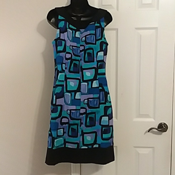Retro vintage graphic design Connected apparel dress - Picture 4 of 4